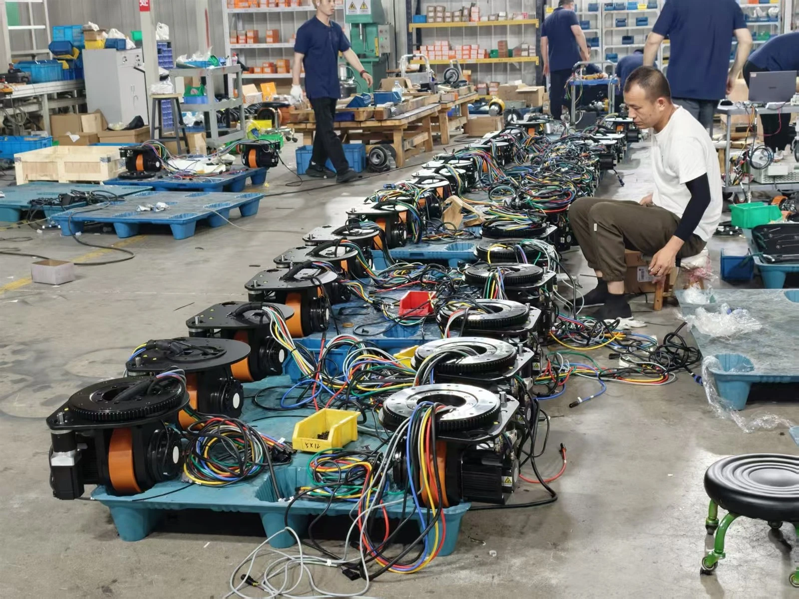 더 많은 AGV 회사가 중국 구동 휠 제조업체를 선택하는 이유